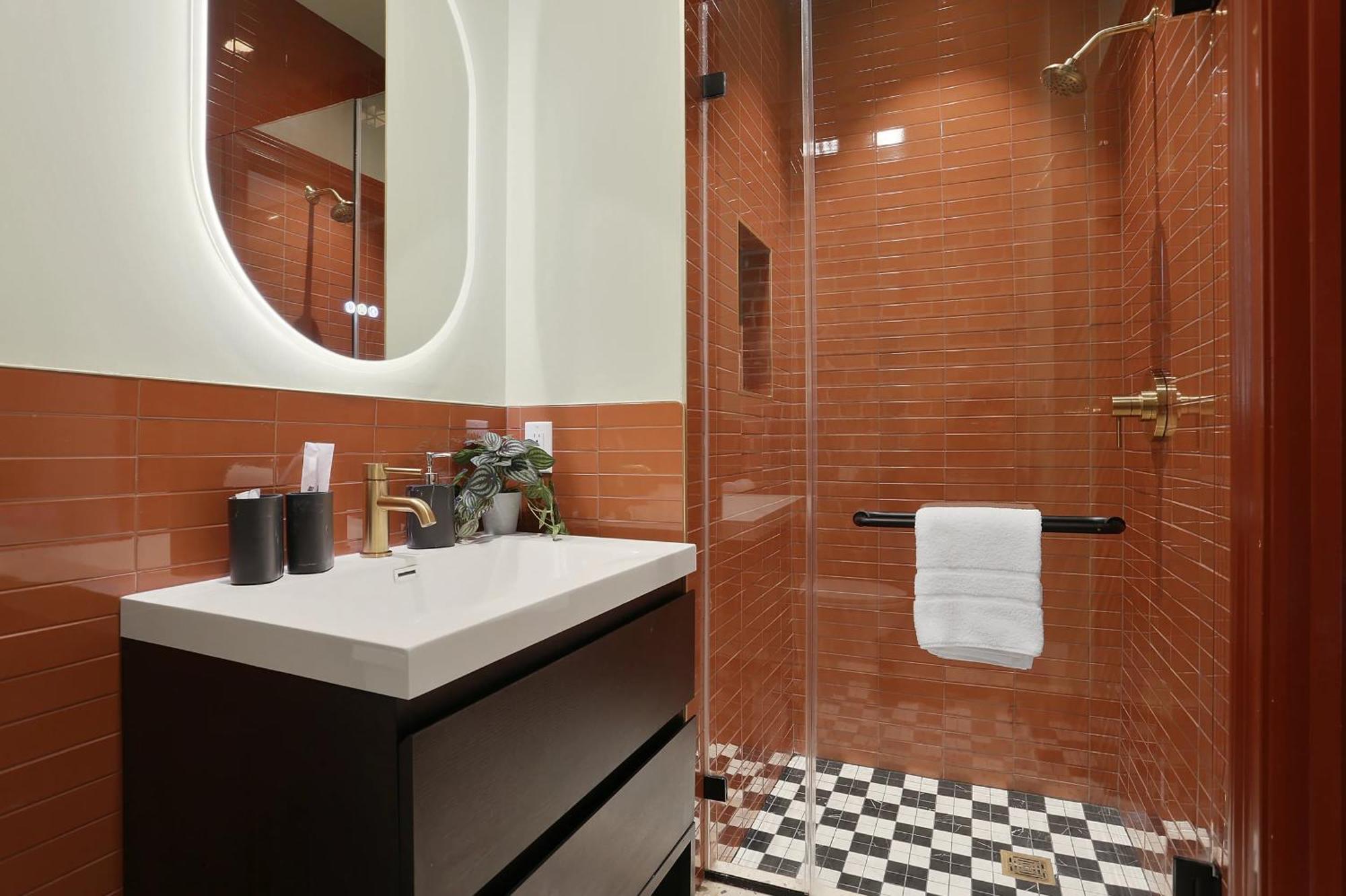 The Gisele - Charming 4br 4ba For 8 - Pool & Streetcar Stop * New Orleans