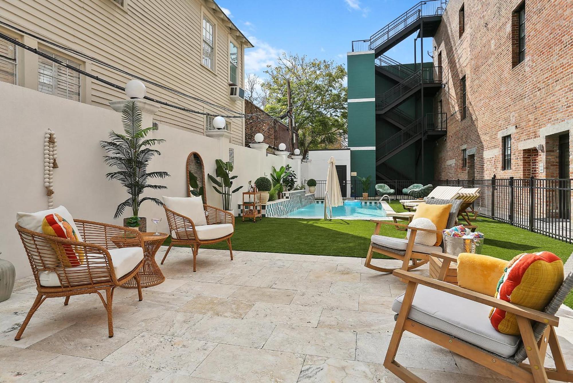 Apartment The Gisele - Charming 4br 4ba For 8 - Pool & Streetcar Stop New Orleans