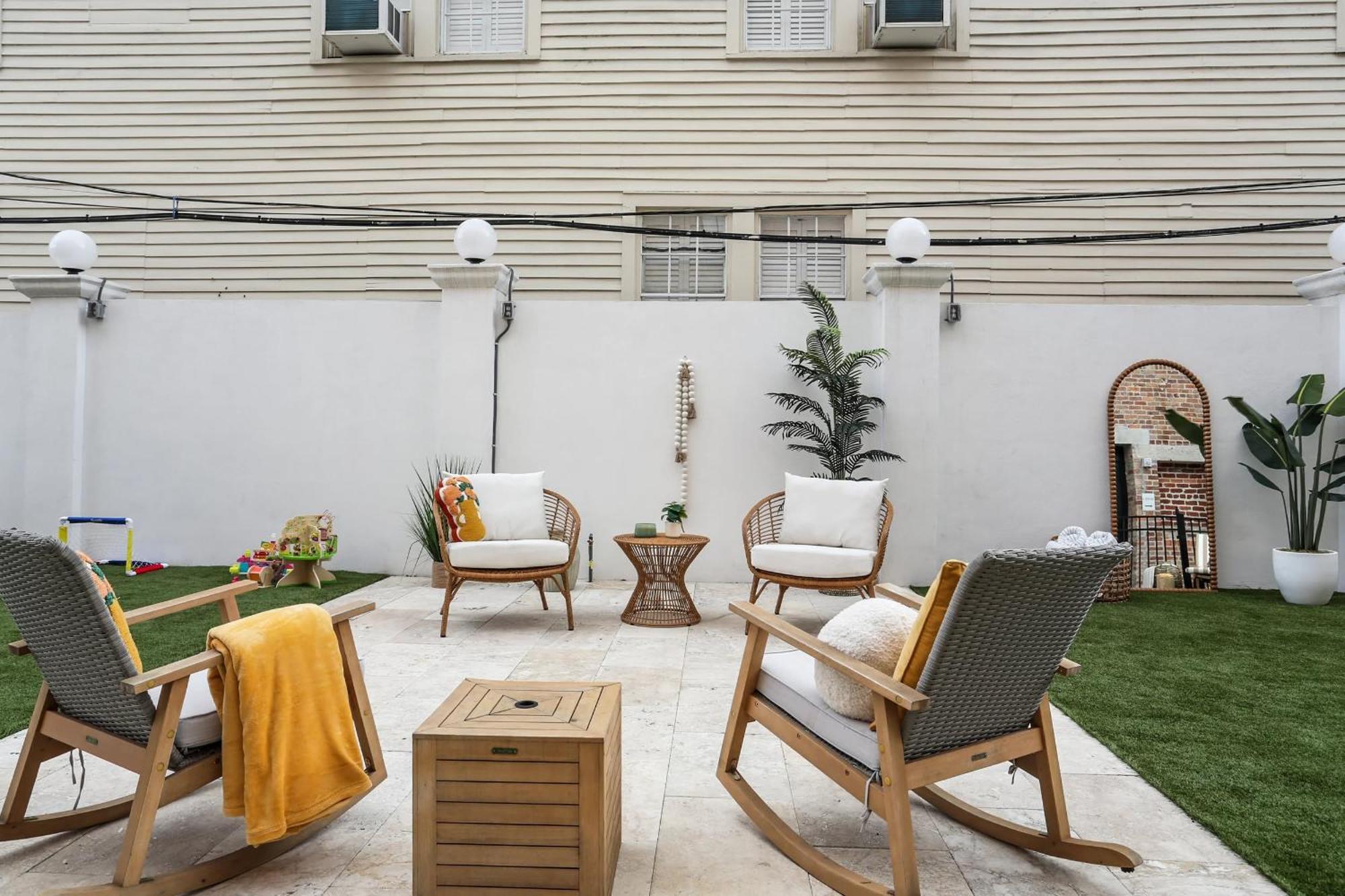 Apartment The Gisele - Charming 4br 4ba For 8 - Pool & Streetcar Stop *