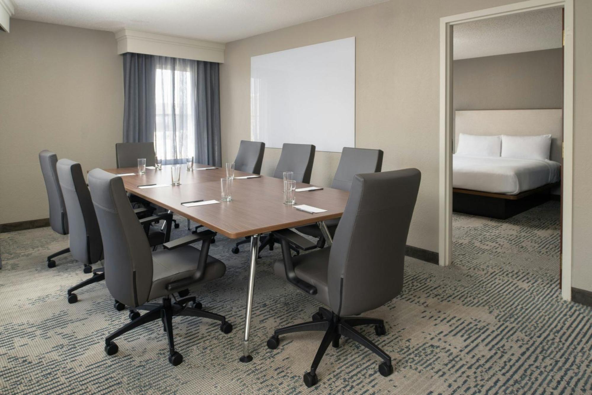 Hotel Courtyard By Marriott Warehouse Arts District