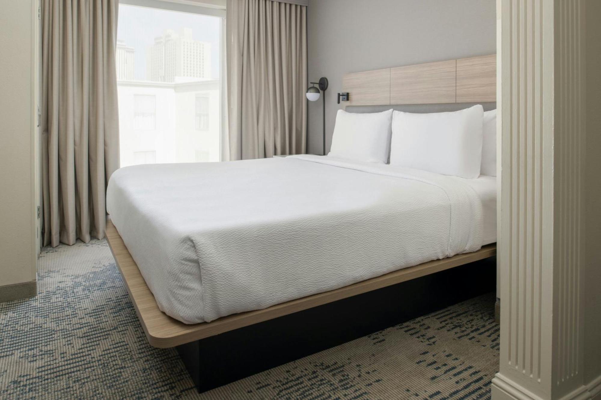 Springhill By Marriott Warehouse Arts District Hotel 3*