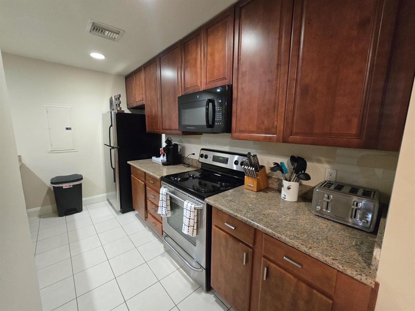 Beautiful Walk To French Quarter, Pool, Gym, View * New Orleans