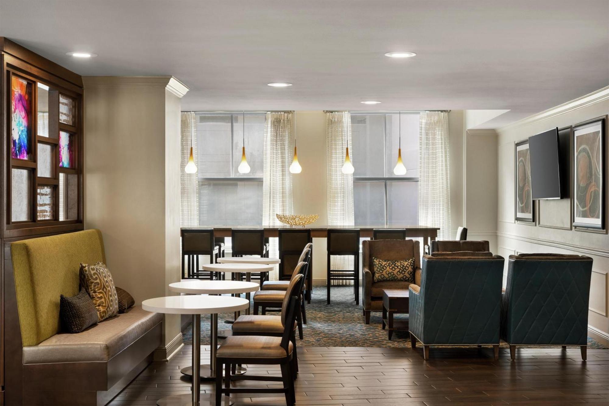 Hotel Hampton & Downtown French Quarter Area 3*