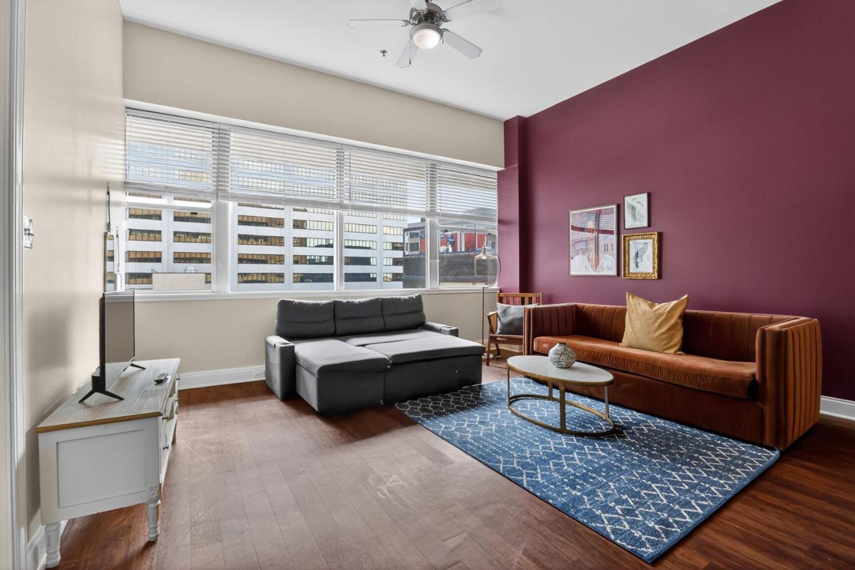 Apartment Roami At Duncan Plaza