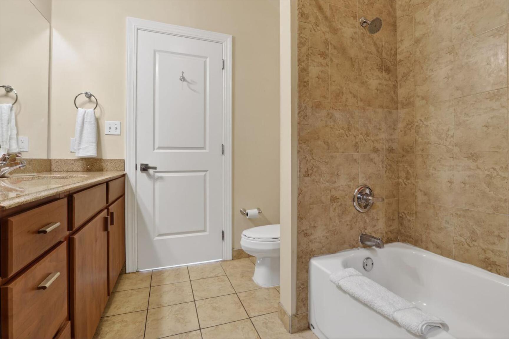 Roami At Duncan Plaza * New Orleans