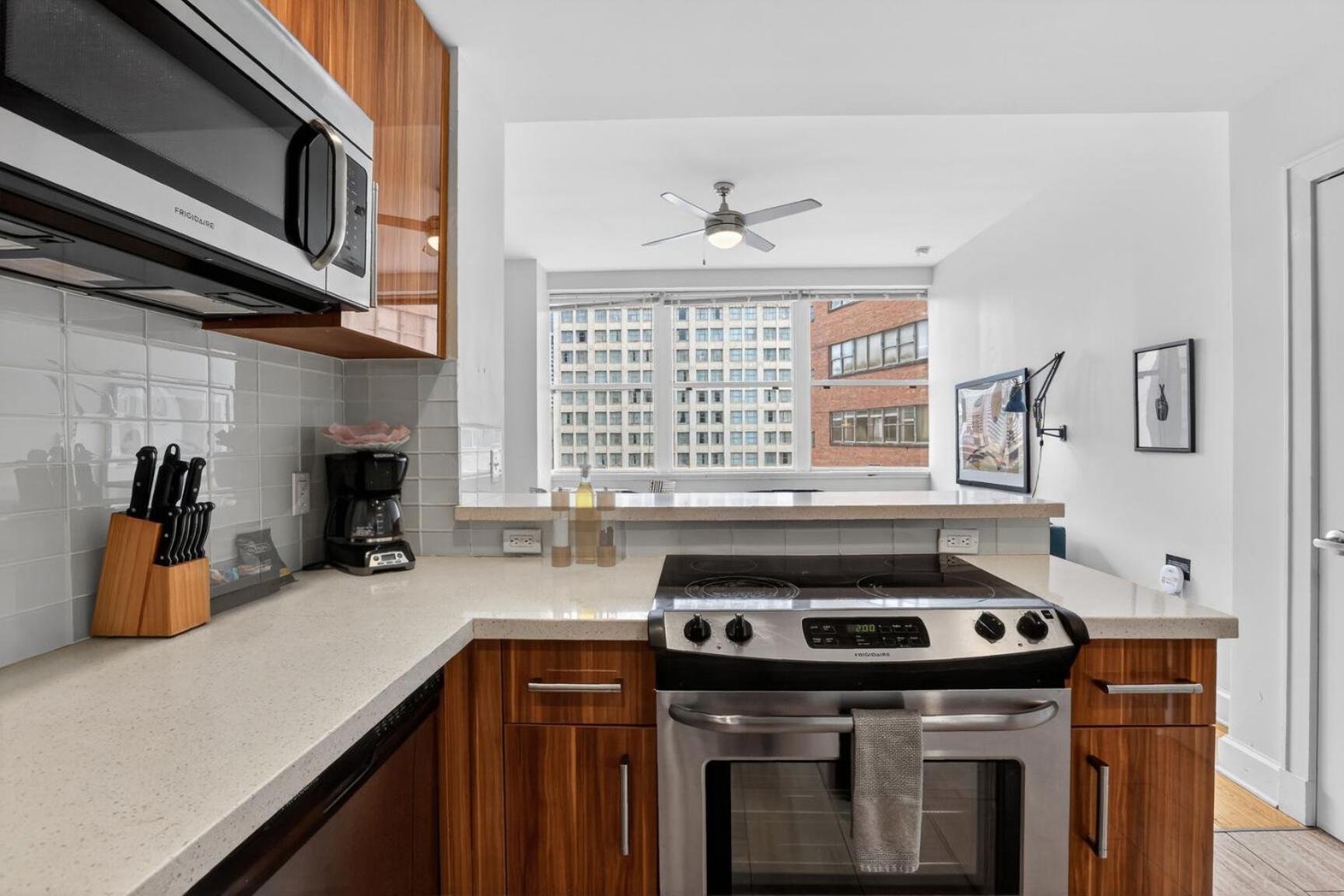 Roami At Duncan Plaza