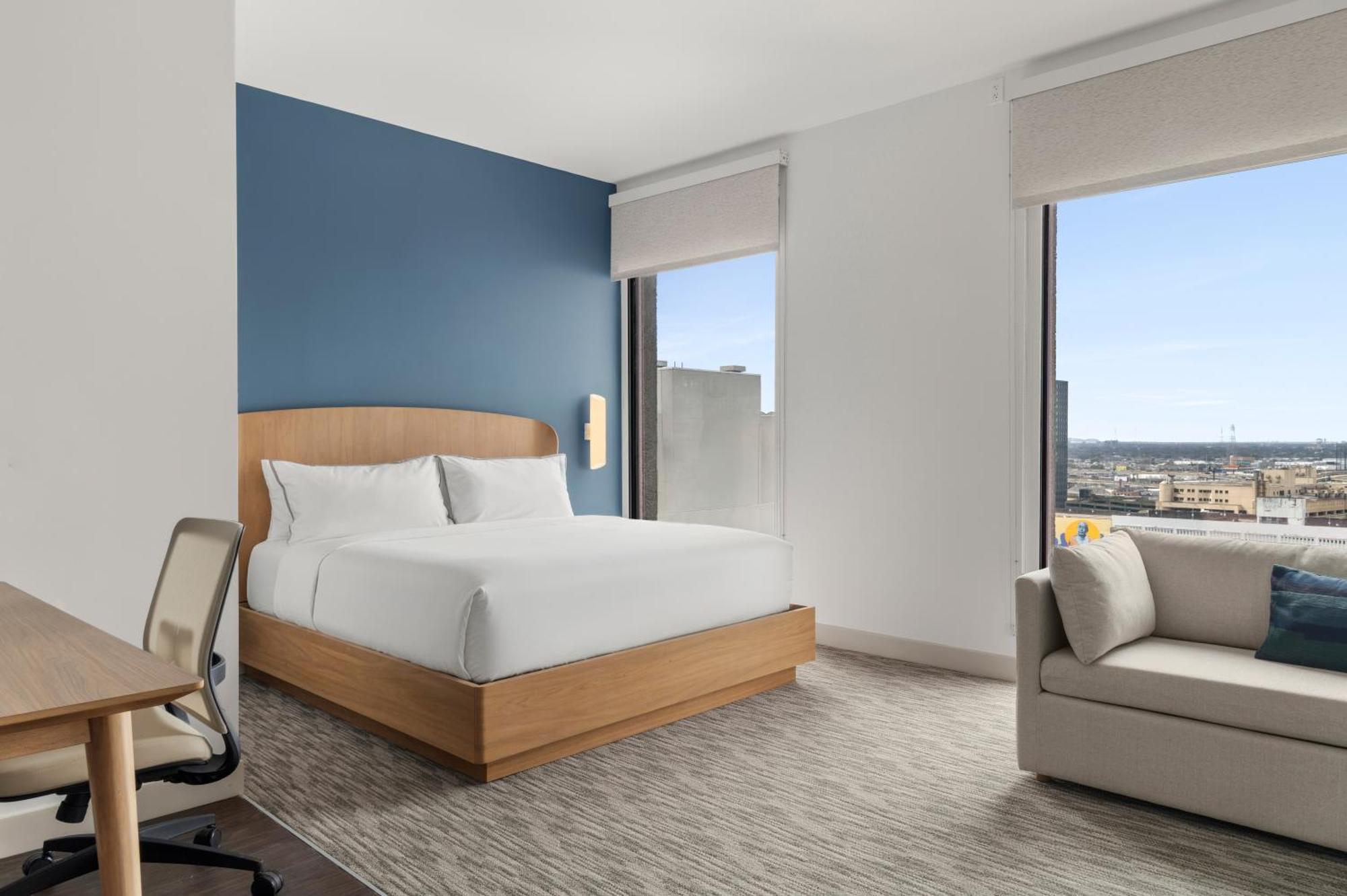 Hotel Element Downtown New Orleans