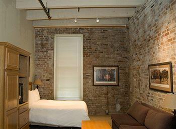 Hotel Jelly Roll Executive *