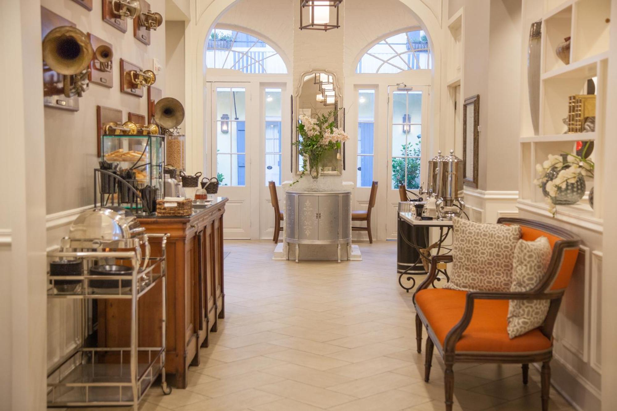 St. Pierre French Quarter New Orleans