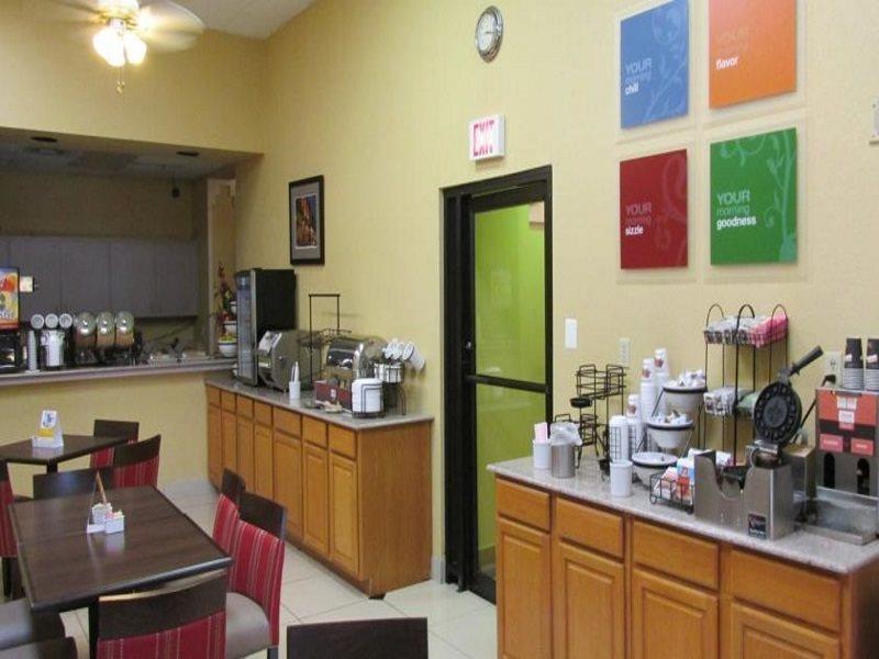 Hotel Fairfield By Marriott Inn & Suites New Orleans Downtown French Quarter Area