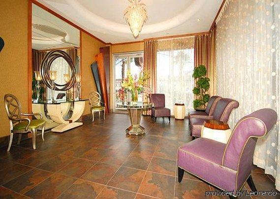 St Charles Coach House, An Ascend Collection Hotel New Orleans