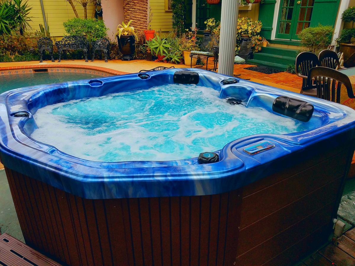 Lions Bed & Breakfast 3*