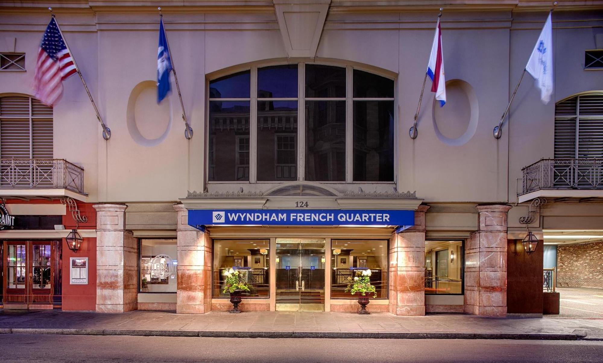 Wyndham French Quarter Hotel 4*