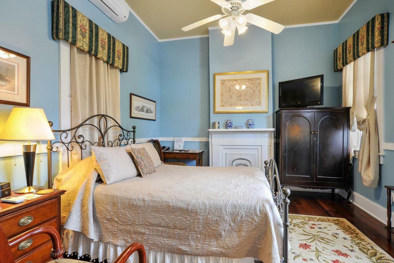 Bed & Breakfast Ashton's New Orleans