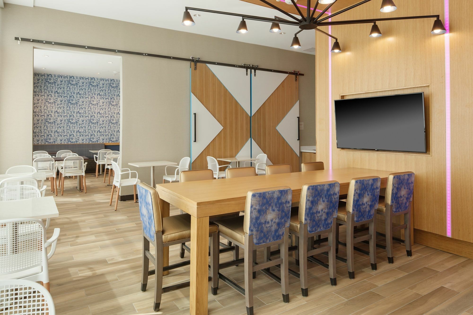 Springhill By Marriott Downtown/canal Street