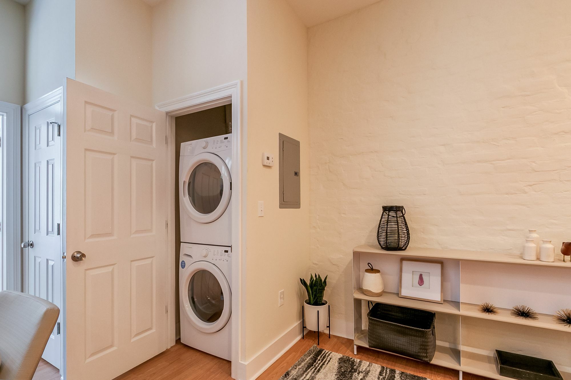 Posh 1br In Arts/warehouse District By Sonder *