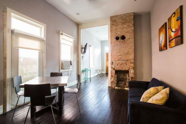 Modern Blocks From Quarters * New Orleans