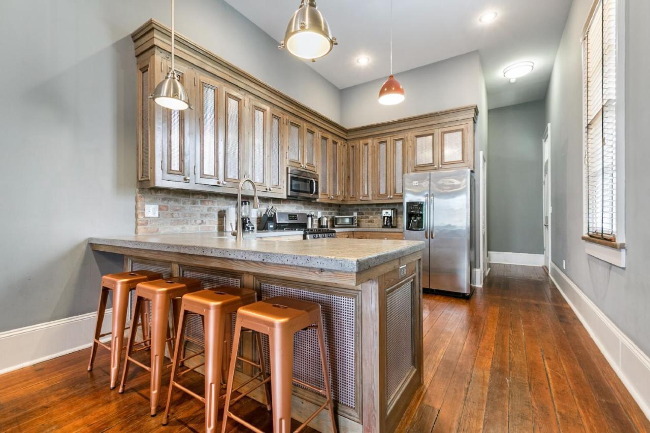 Cozy And Charming House Close To St Charles Ave *