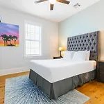 Stunning 4br-5br Near French Quarter Homes By Hosteeva Apartment New Orleans