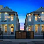 Apartment Stunning 4br-5br Near French Quarter Homes By Hosteeva New Orleans