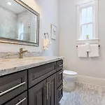 Stunning 4br-5br Near French Quarter Homes By Hosteeva * New Orleans