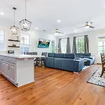 Stunning 4br-5br Near French Quarter Homes By Hosteeva Apartment
