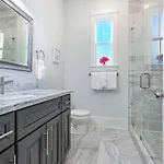 Stunning 4br-5br Near French Quarter Homes By Hosteeva * New Orleans