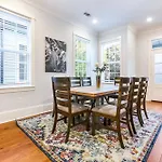 Stunning 4Br-5Br Near French Quarter Homes By Hosteeva