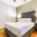 Stunning 4br-5br Near French Quarter Homes By Hosteeva Apartment *