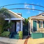 Lions Inn Bed & Breakfast