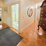 Lions Inn Bed & Breakfast