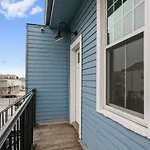 Freret Apartments Near Streetcar & Tulane