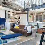 Luxury Arts District *