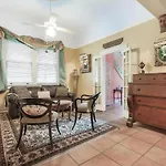Historic In The Marigny, Blocks To French Quarter 4*