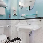 Hotel Historic In The Marigny, Blocks To French Quarter 4*