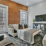 The Magnolia Apartment