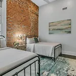 The Magnolia Apartment New Orleans