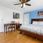 Comfortable Rooms Near All Nola Hot Spots Apartment New Orleans