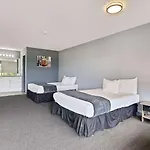 Hotel 10 Extended Stay New Orleans