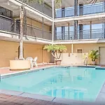 Hotel Super 8 By Wyndham