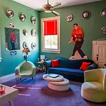 The Lookout Inn 3*
