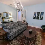 Villas De Frenchmen