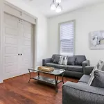 La Belle Luxe 3Qnbed, Walk To Street Car!