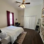 Vintage Mid-City Gem