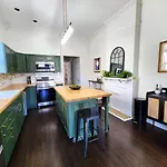 Vintage Mid-City Gem