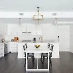 Apartment Roami At St. Charles New Orleans