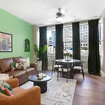 Spacious Modern Near French Quarter Apartment New Orleans