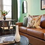 Spacious Modern Near French Quarter New Orleans