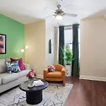 Spacious Modern Near French Quarter *