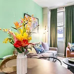 Spacious Modern Near French Quarter Apartment New Orleans